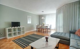 Spacious Flat Close To The American Embassy